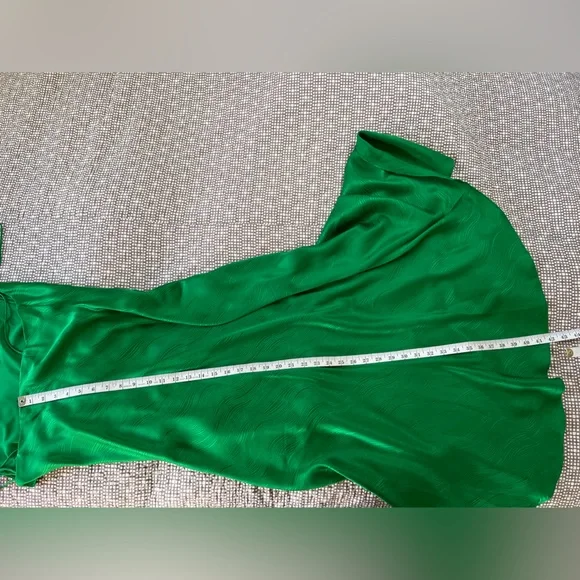 NWT Alice + Olivia Harmony Draped Silk Slip Dress - Picture 9 of 14